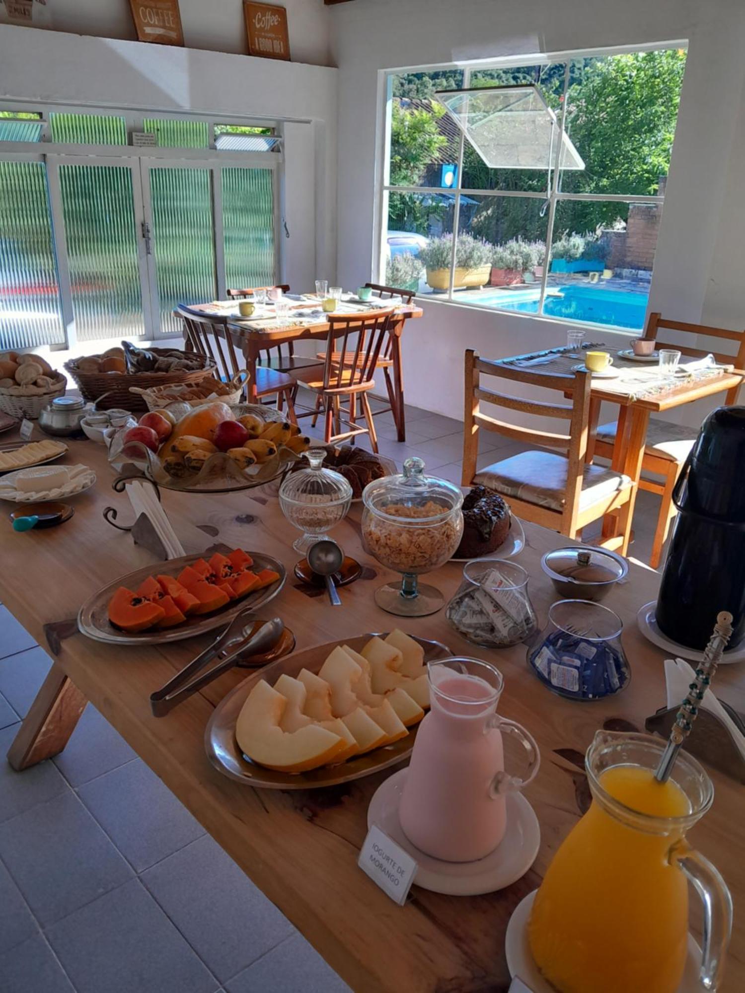 Caminito Hotel Santo Antônio do Pinhal Екстериор снимка